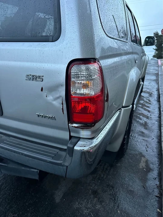 2002 Toyota 4Runner 3rd Gen - Image 5 of 9