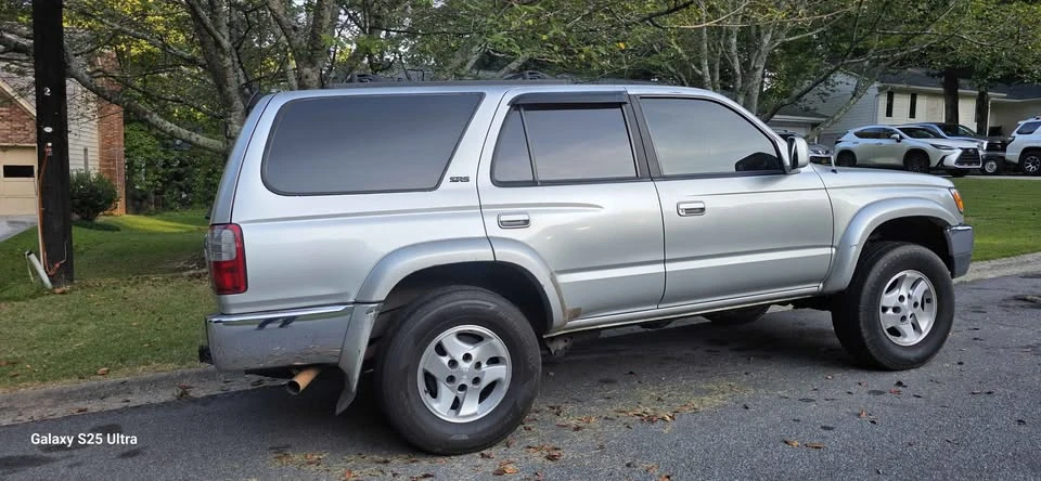 2002 Toyota 4Runner 3rd Gen - Image 8 of 10