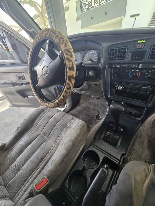 2002 Toyota 4Runner 3rd Gen - Image 7 of 9