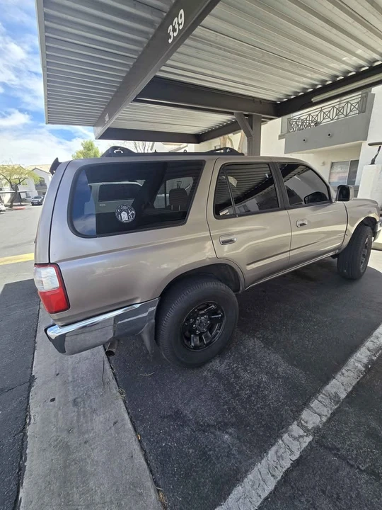 2002 Toyota 4Runner 3rd Gen - Image 4 of 9
