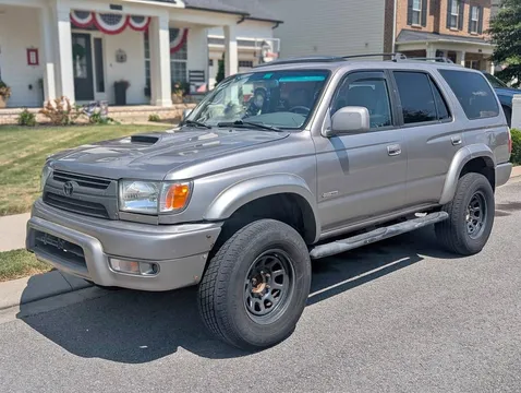 2002 Toyota 4Runner SR5 Sport Utility 2D