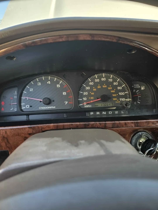 2002 Toyota 4Runner 3rd Gen - Image 7 of 12