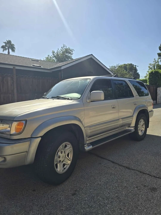2002 Toyota 4Runner 3rd Gen - Image 2 of 12