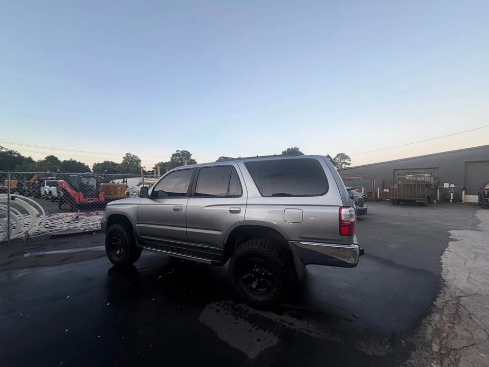 2002 Toyota 4Runner 3rd Gen - Image 2 of 8