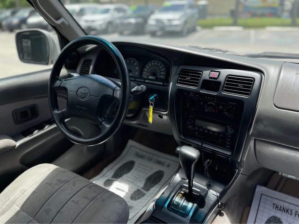 2002 Toyota 4Runner 3rd Gen - Image 16 of 19