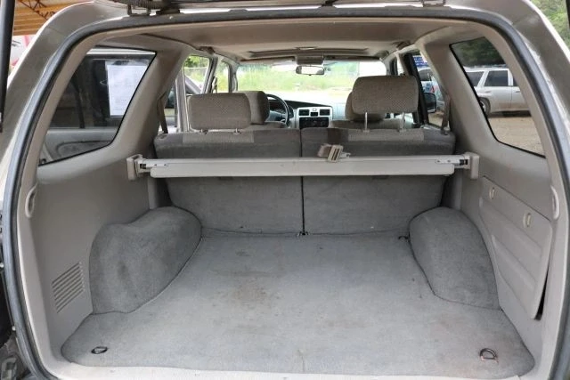 2002 Toyota 4Runner 3rd Gen - Image 11 of 12