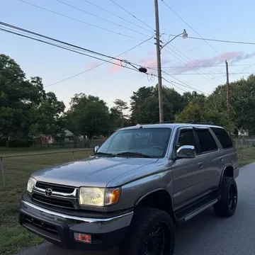 2002 Toyota 4Runner SR5