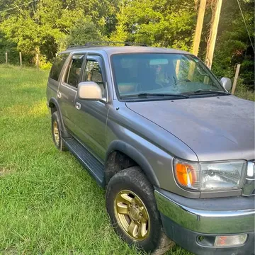 2002 Toyota 4Runner · SR5 Sport Utility 4D