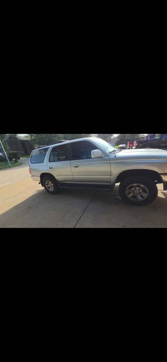 2002 Toyota 4Runner 3rd Gen - Image 12 of 13