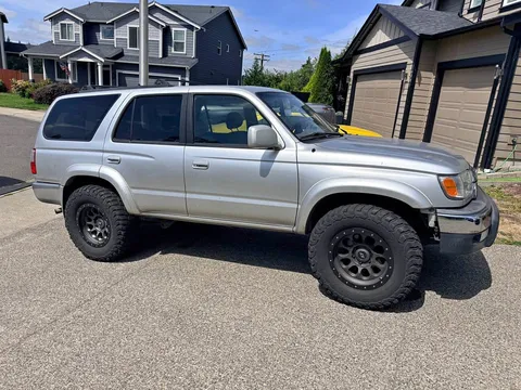 2002 Toyota 4Runner SR5 Sport Utility 4D