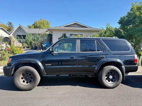 2002 Toyota 4Runner SR5 Sport Utility 4D