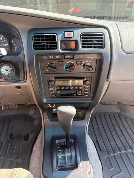 2002 Toyota 4Runner 3rd Gen - Image 6 of 10