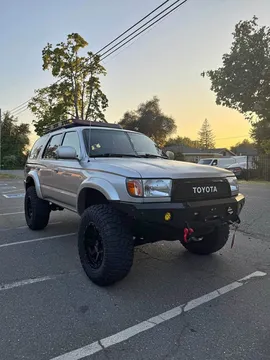 2002 Toyota 4Runner SR5 Sport Utility 4D
