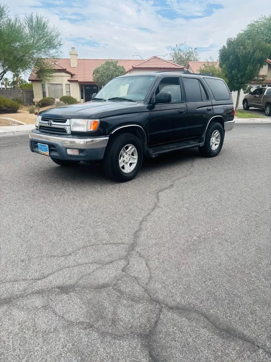 2002 Toyota 4Runner 3rd Gen - Image 2 of 8