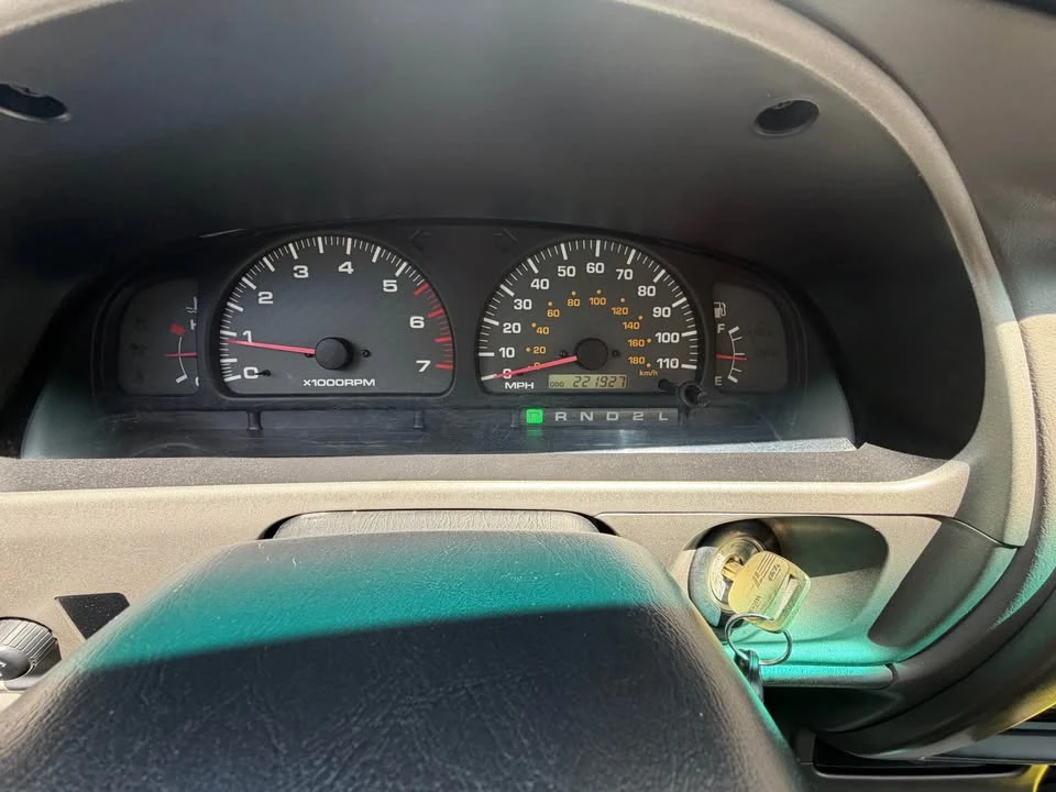 2002 Toyota 4Runner 3rd Gen - Image 6 of 13