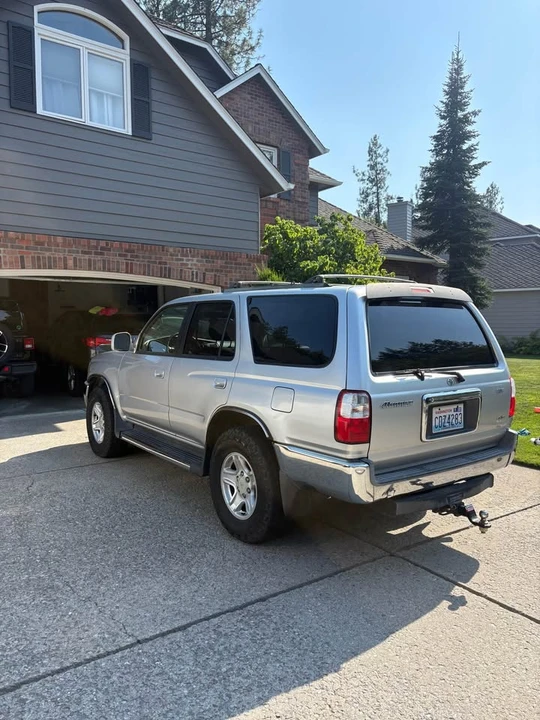 2002 Toyota 4Runner 3rd Gen - Image 3 of 10