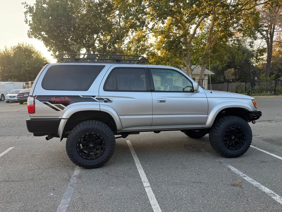 2002 Toyota 4Runner 3rd Gen - Image 3 of 15