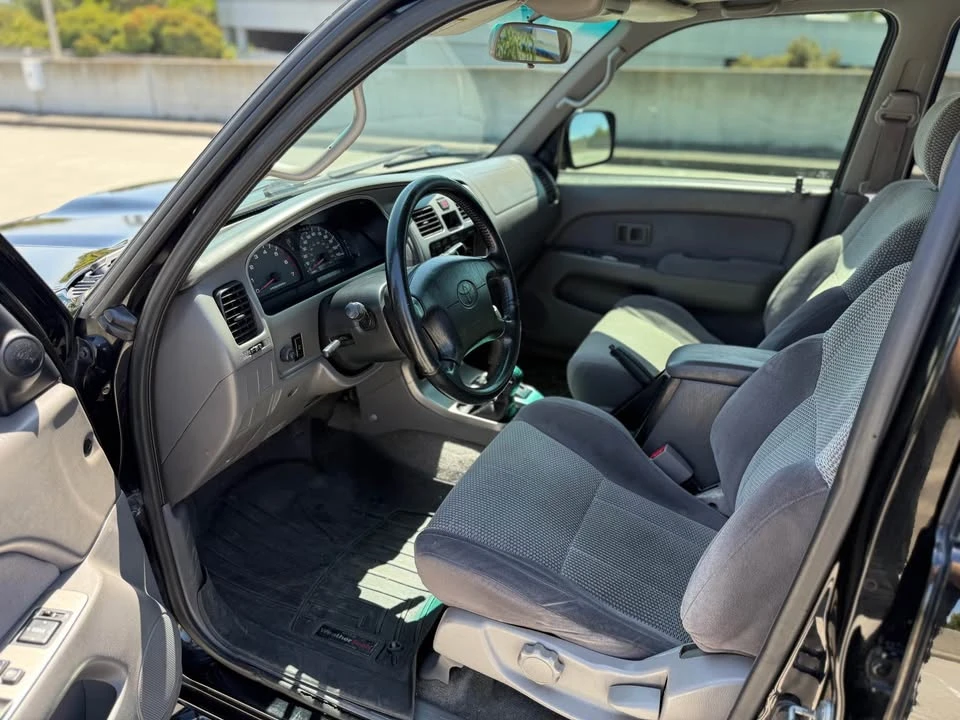 2002 Toyota 4Runner 3rd Gen - Image 9 of 15