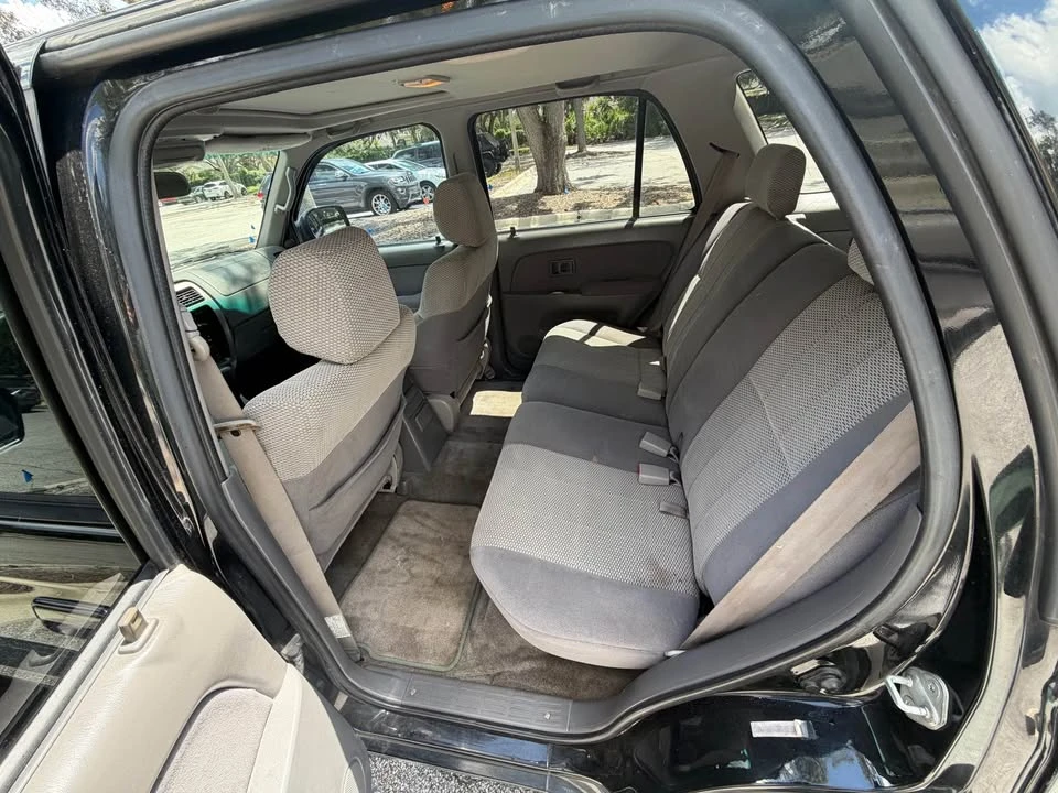 2002 Toyota 4Runner 3rd Gen - Image 9 of 13