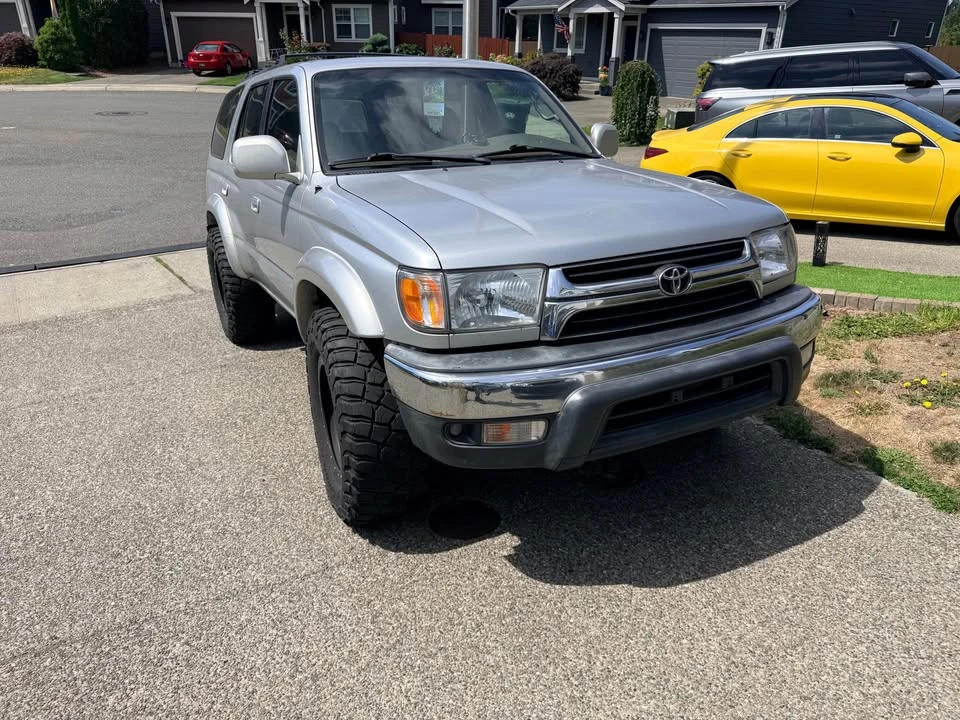 2002 Toyota 4Runner 3rd Gen - Image 3 of 13