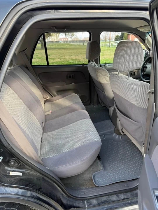 2002 Toyota 4Runner 3rd Gen - Image 4 of 9