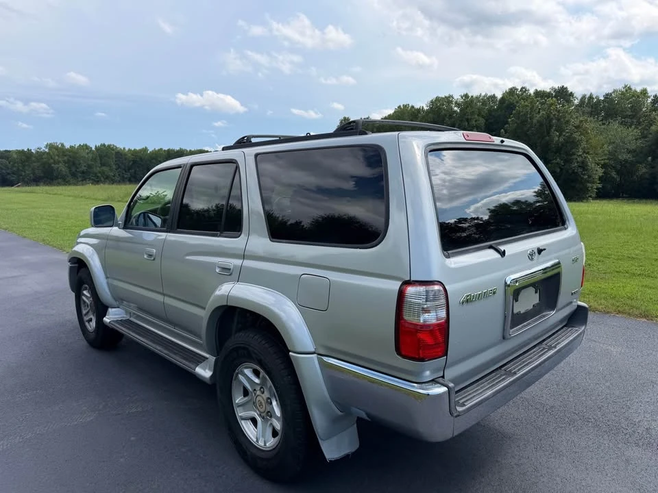 2002 Toyota 4Runner 3rd Gen - Image 7 of 12