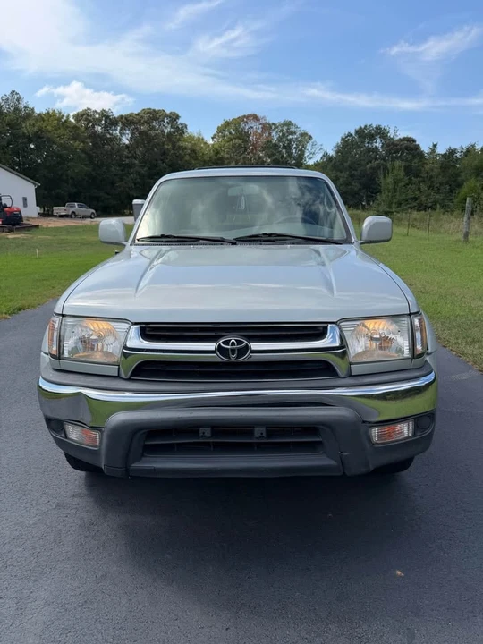 2002 Toyota 4Runner 3rd Gen - Image 2 of 12