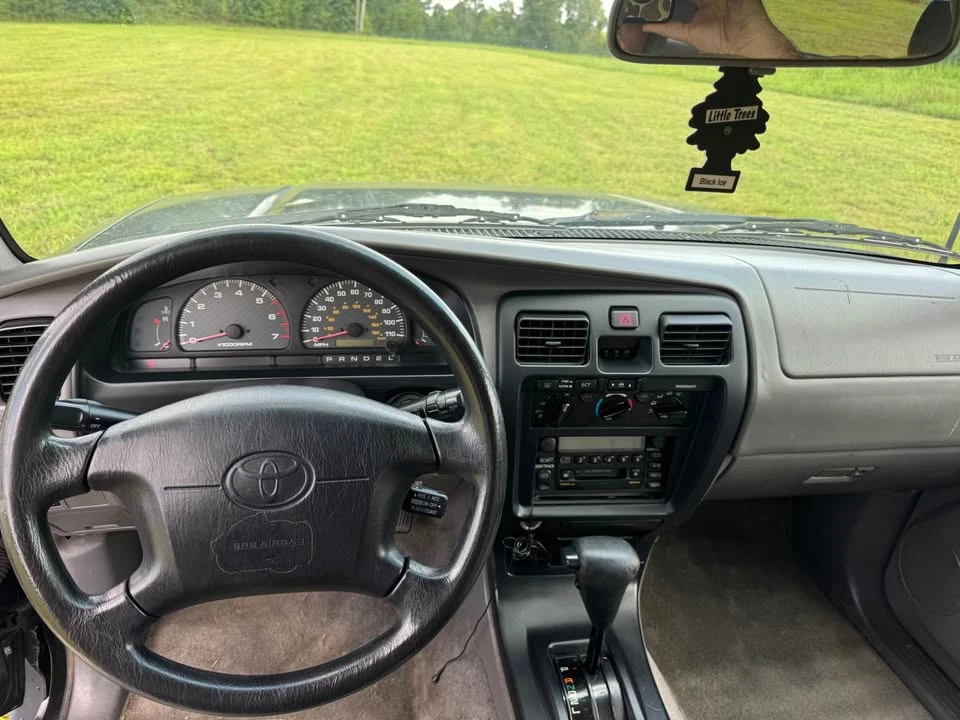 2002 Toyota 4Runner 3rd Gen - Image 8 of 12