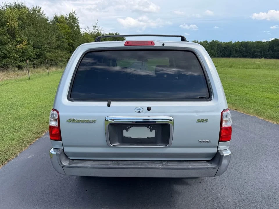 2002 Toyota 4Runner 3rd Gen - Image 6 of 12