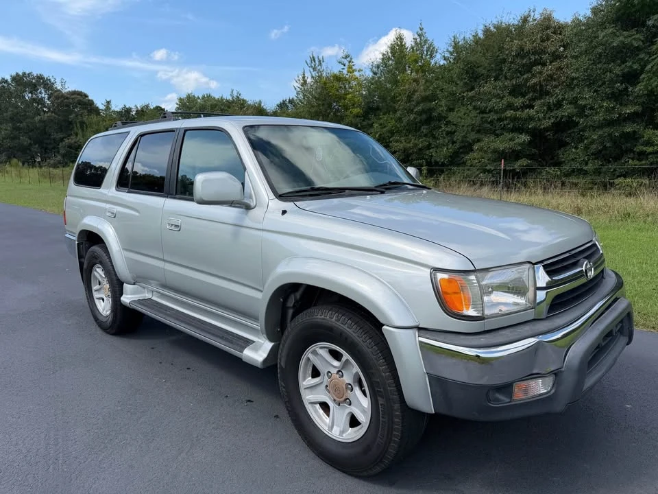 2002 Toyota 4Runner 3rd Gen - Image 3 of 12