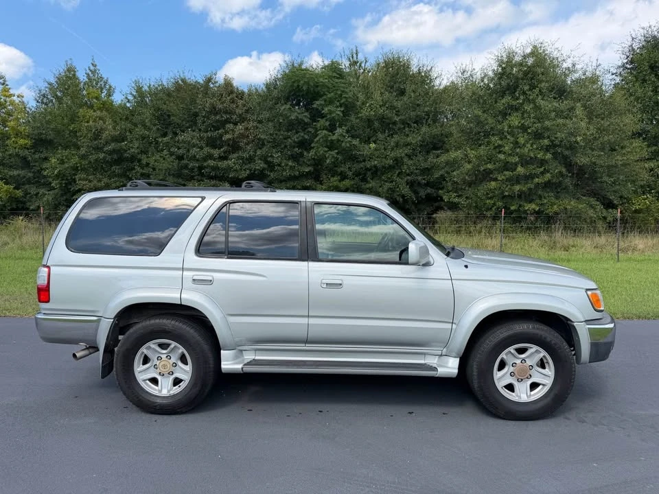 2002 Toyota 4Runner 3rd Gen - Image 4 of 12