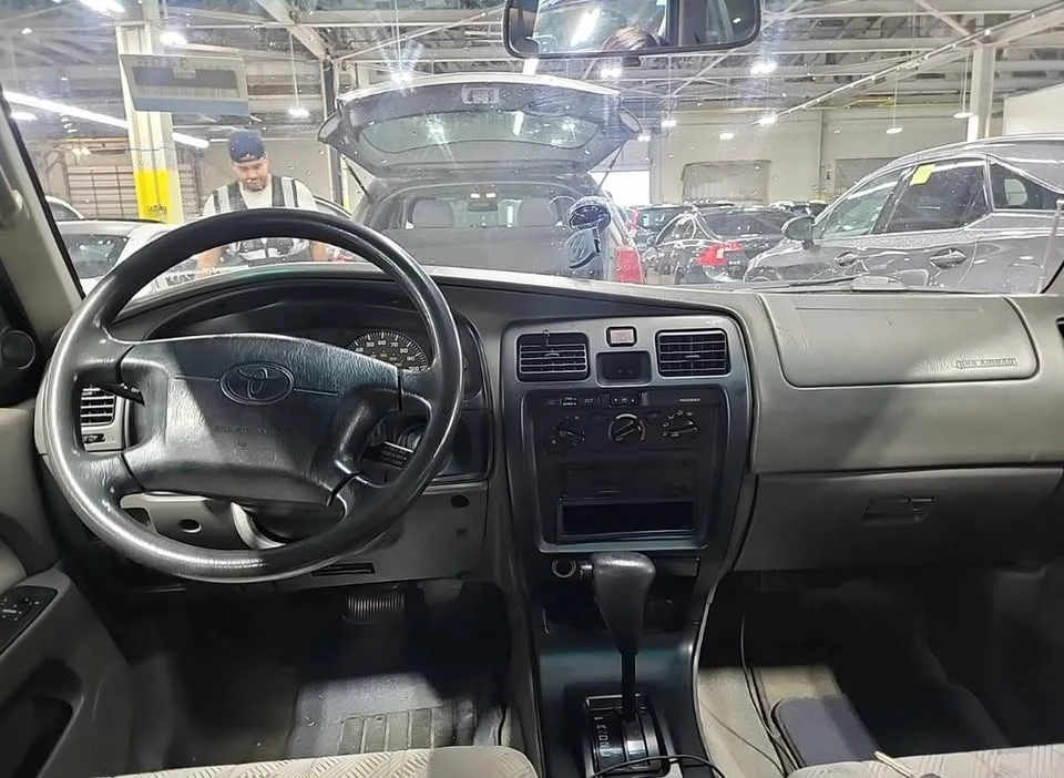 2002 Toyota 4Runner 3rd Gen - Image 8 of 8