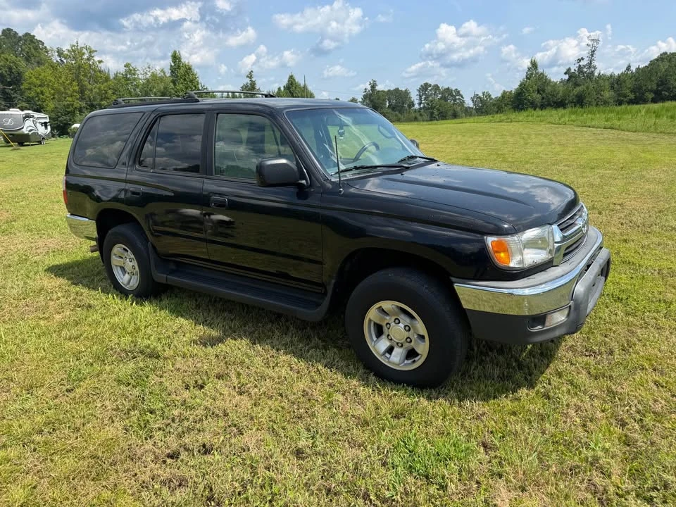2002 Toyota 4Runner 3rd Gen - Image 6 of 12