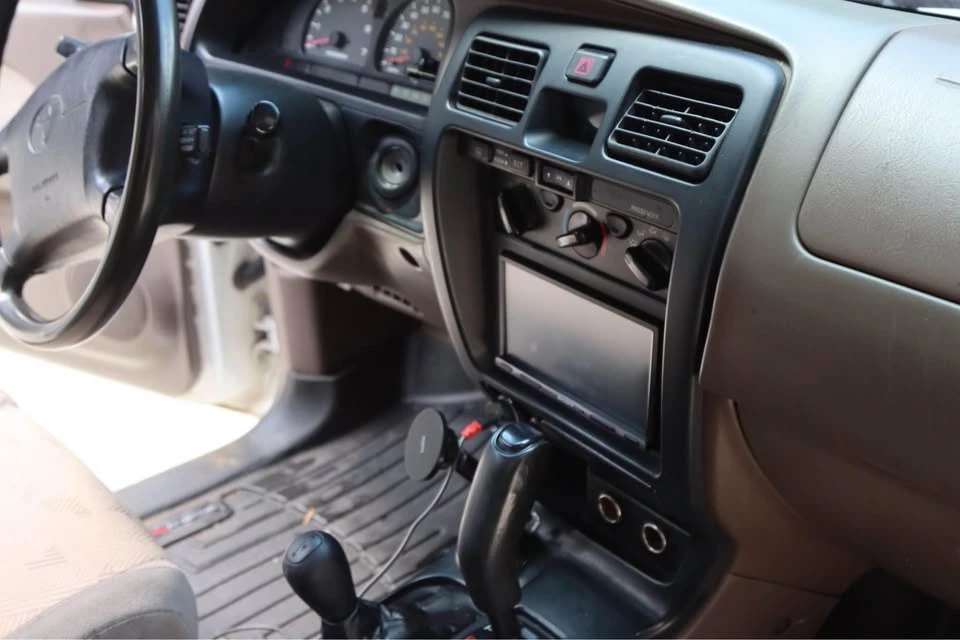 2002 Toyota 4Runner 3rd Gen - Image 12 of 20