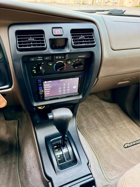 2002 Toyota 4Runner 3rd Gen - Image 18 of 20