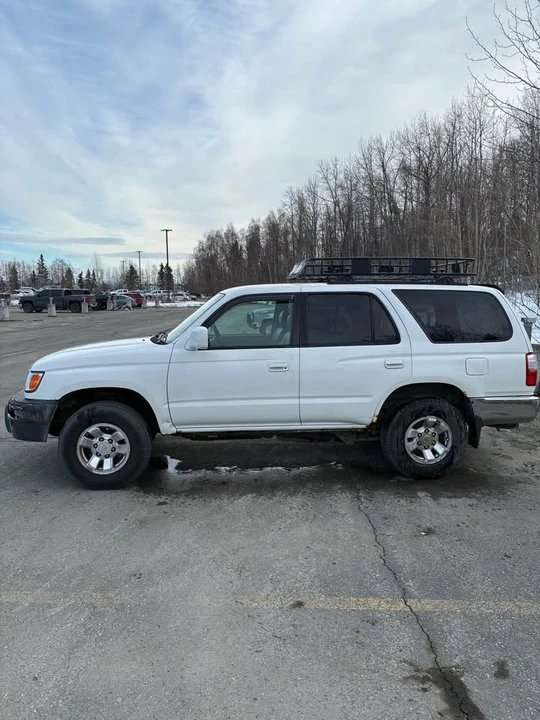 2002 Toyota 4Runner 3rd Gen - Image 2 of 7