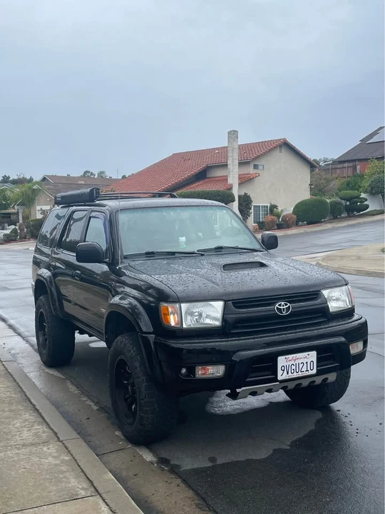 2002 Toyota 4Runner 3rd Gen - Image 2 of 9