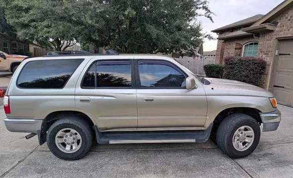 2002 Toyota 4Runner SR5 Sport Utility 4D