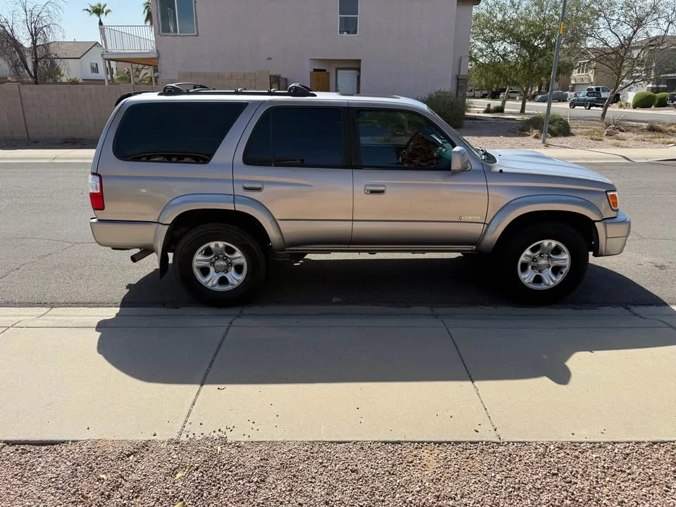 2002 Toyota 4Runner 3rd Gen - Image 4 of 10