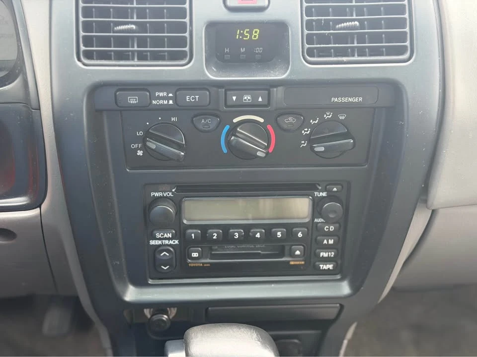 2002 Toyota 4Runner 3rd Gen - Image 10 of 14