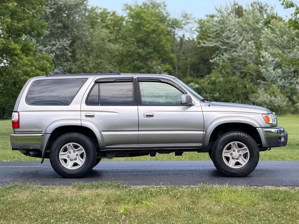 2002 Toyota 4Runner 3rd Gen - Image 4 of 14
