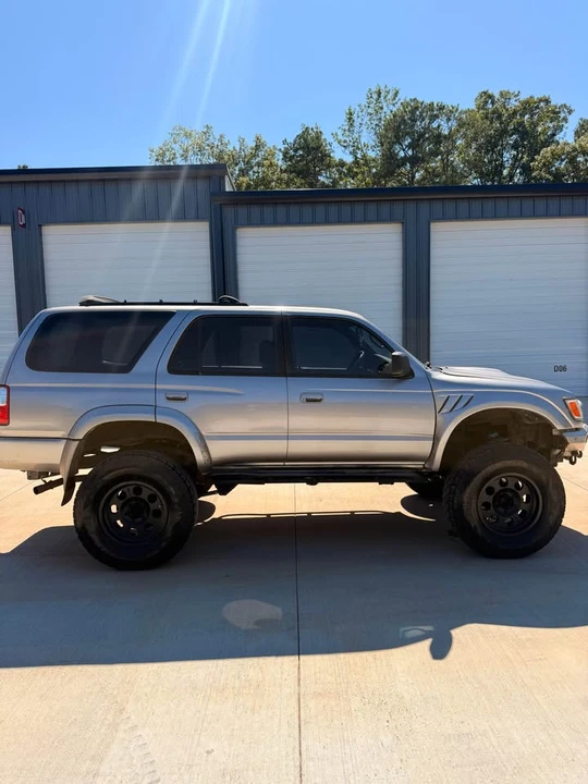 2002 Toyota 4Runner 3rd Gen - Image 8 of 14