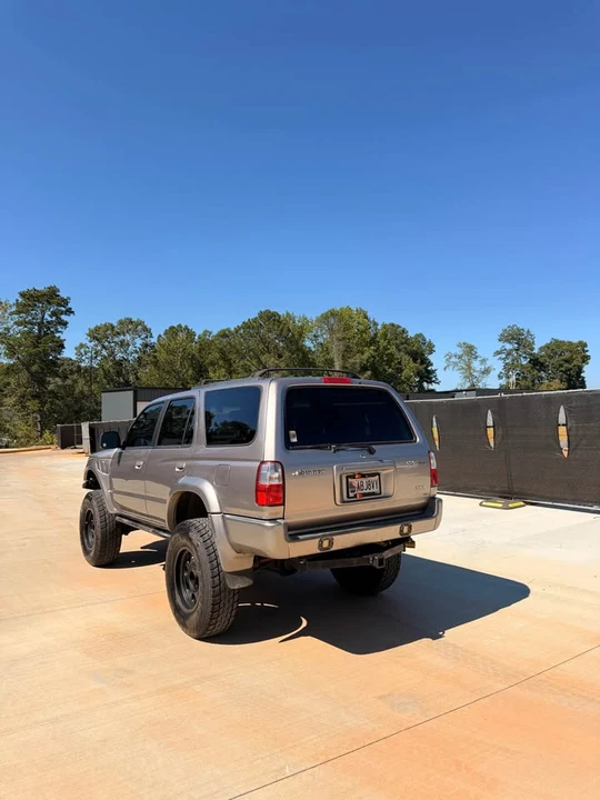 2002 Toyota 4Runner 3rd Gen - Image 5 of 14