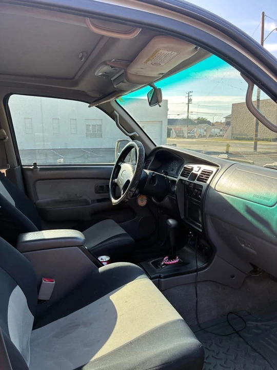 2002 Toyota 4Runner 3rd Gen - Image 7 of 10