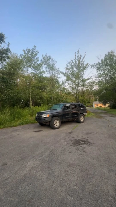 2002 Toyota 4Runner 3rd Gen - Image 2 of 4