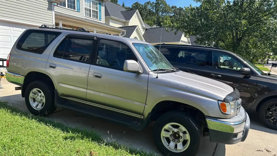 2002 Toyota 4Runner 3rd Gen - Image 8 of 17