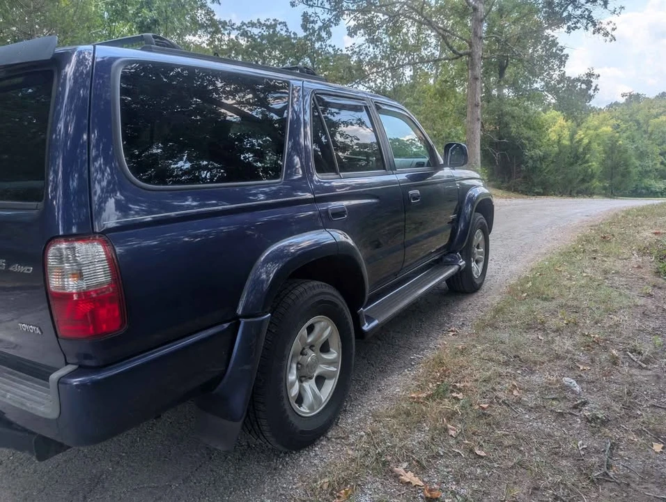 2002 Toyota 4Runner 3rd Gen - Image 4 of 15