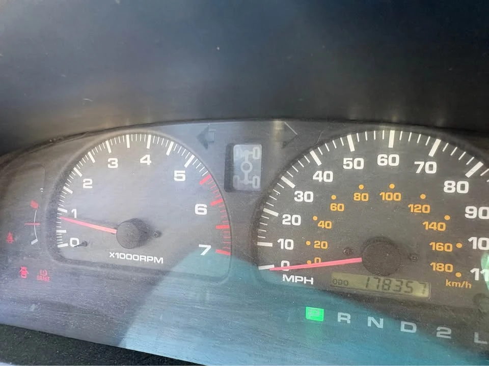 2002 Toyota 4Runner 3rd Gen - Image 9 of 12
