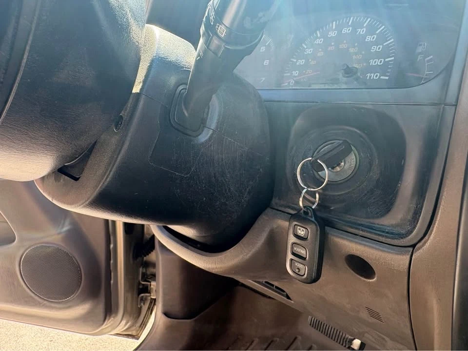 2002 Toyota 4Runner 3rd Gen - Image 10 of 12