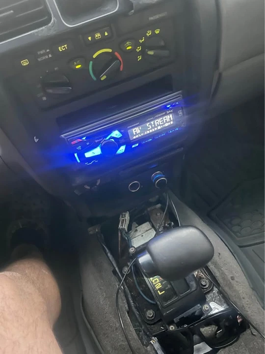 2002 Toyota 4Runner 3rd Gen - Image 11 of 20